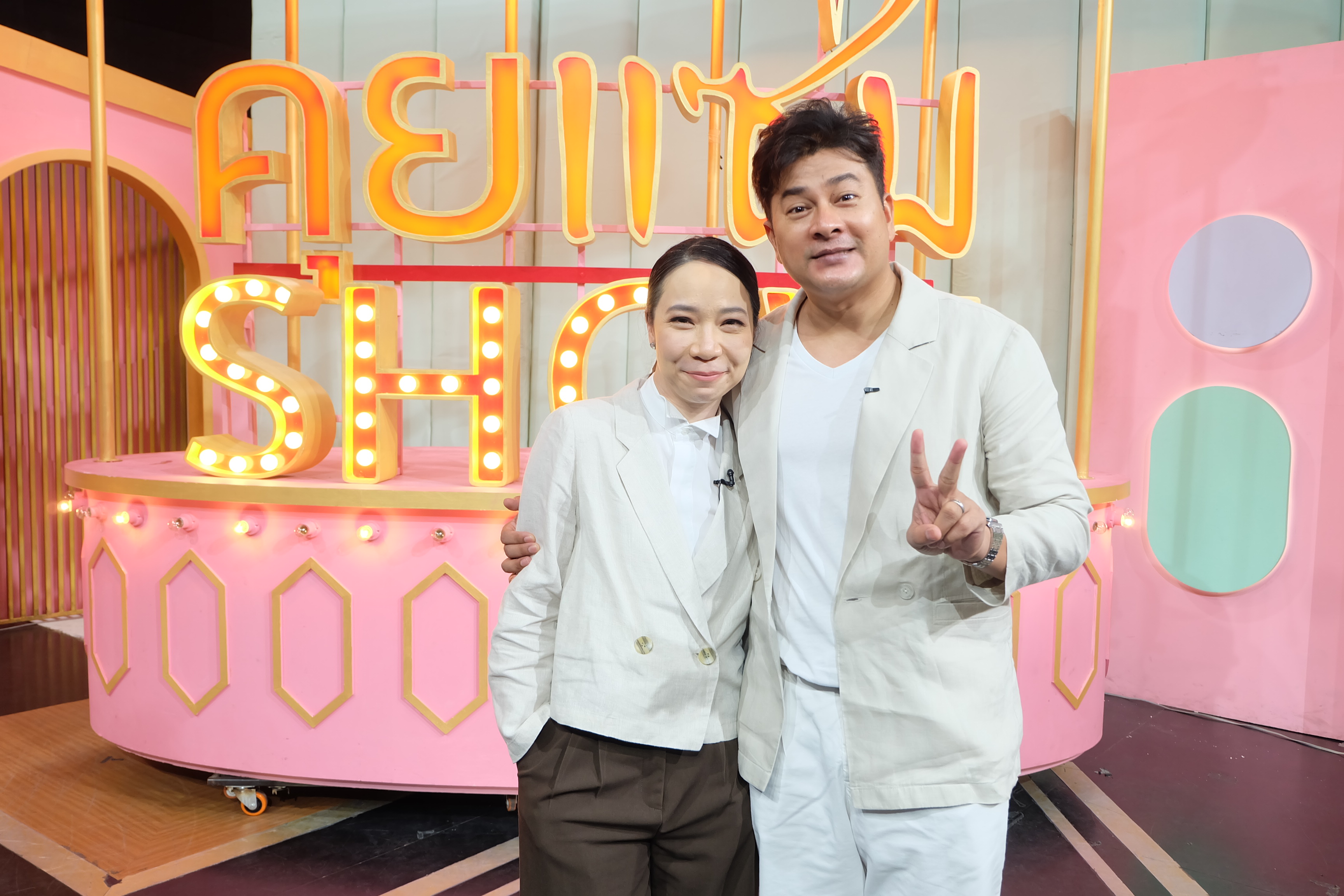 โควิด-19 กระทบ 1 ปีไร้งาน ทีน สราวุฒิ ไม่คิดทิ้งลูกน้อง แย้มชีวิตคู่ภรรยาดุมาก โควิด-19 กระทบ 1 ปีไร้งาน ทีน สราวุฒิ ไม่คิดทิ้งลูกน้อง แย้มชีวิตคู่ภรรยาดุมาก