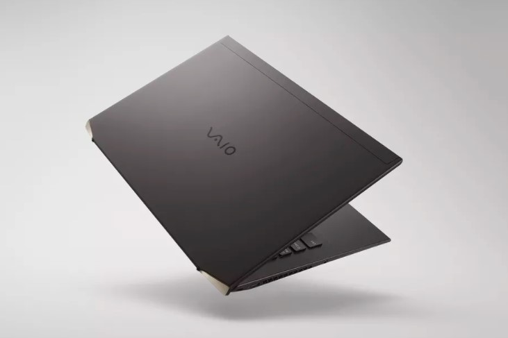 Vaio เปิดตัวโน้ตบุ๊กรุ่นใหม่เบาที่สุดในโลก !!