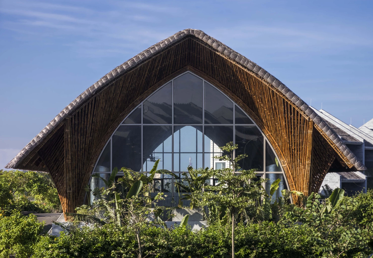 มาดู! สถาปัตยกรรมแห่งปี สวยล้ำ ไฮเทค เหมือนหลุดมาจากอนาคต