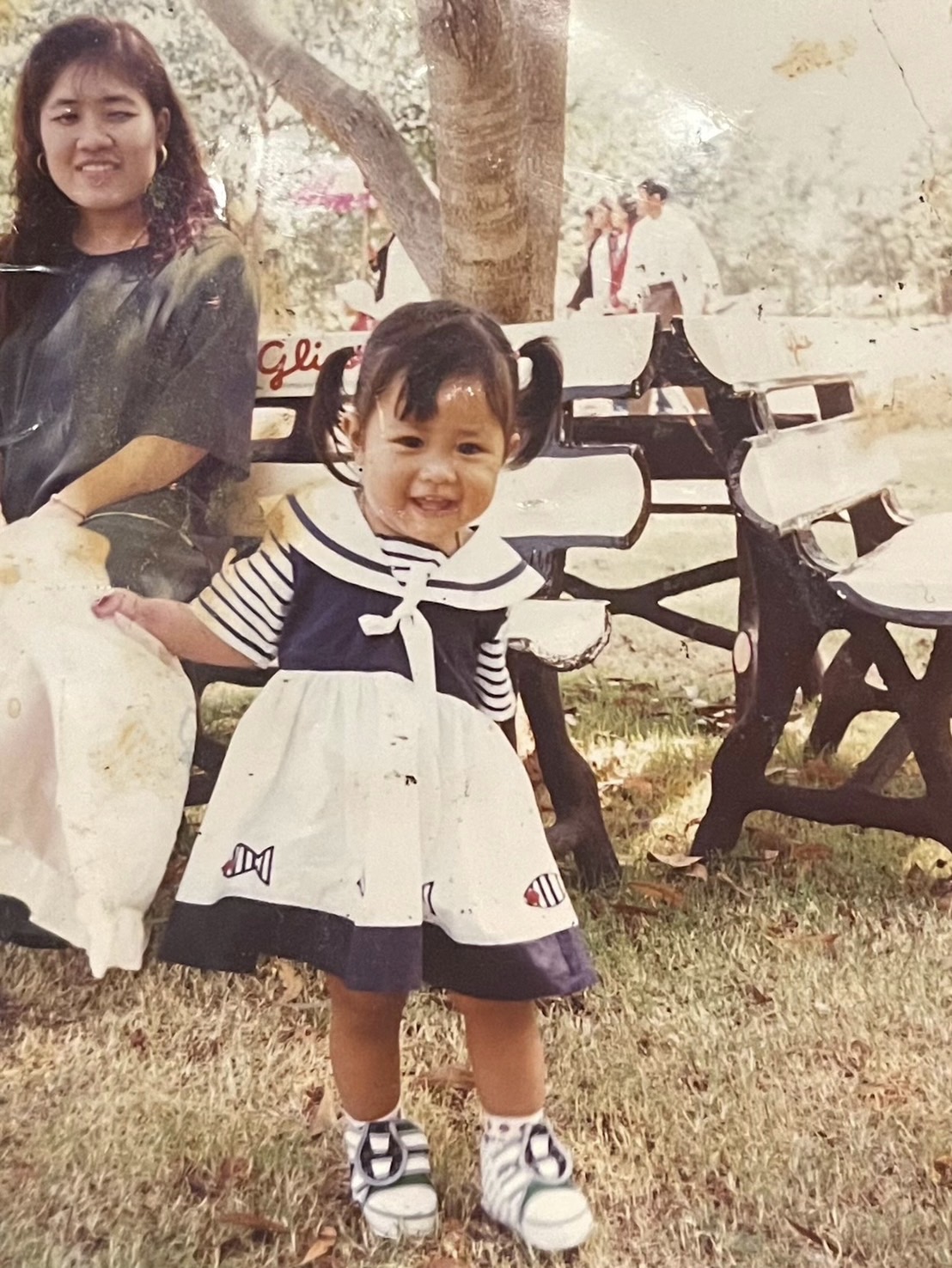 ใครเป็นใคร?! ย้อนดูรูปวัยเด็กของศิลปินคนดัง!! ใครเป็นใคร?! ย้อนดูรูปวัยเด็กของศิลปินคนดัง!!