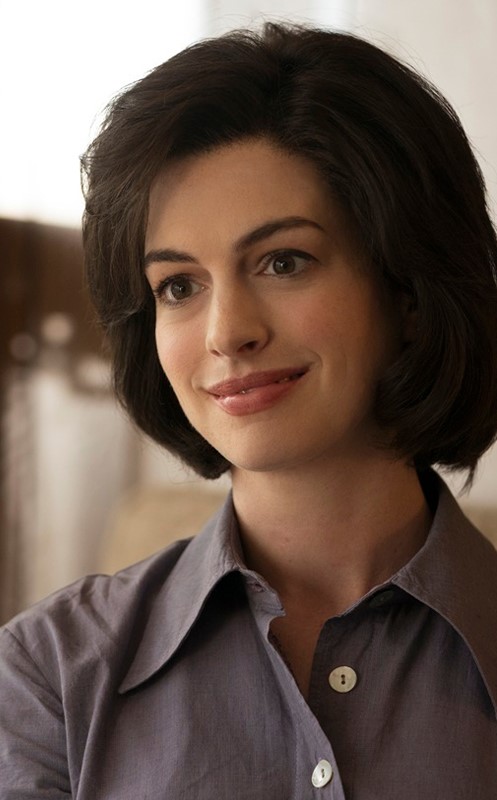 แอนน์ แฮททาเวย์ จากเจ้าหญิงน้อยสู่นักแสดงชั้นนำของฮอลลีวูด แอนน์ แฮททาเวย์ จากเจ้าหญิงน้อยสู่นักแสดงชั้นนำของฮอลลีวูด