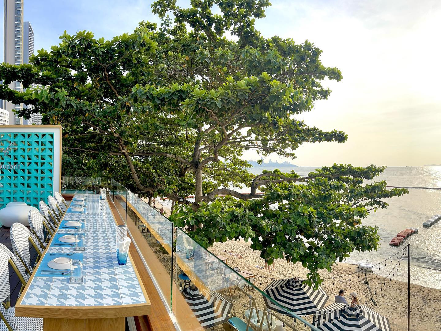 7 ร้านเด็ดพัทยา ชิวริมทะเล บรรยากาศดี ซีฟู้ดเน้นๆ ความอร่อยจัดเต็ม!