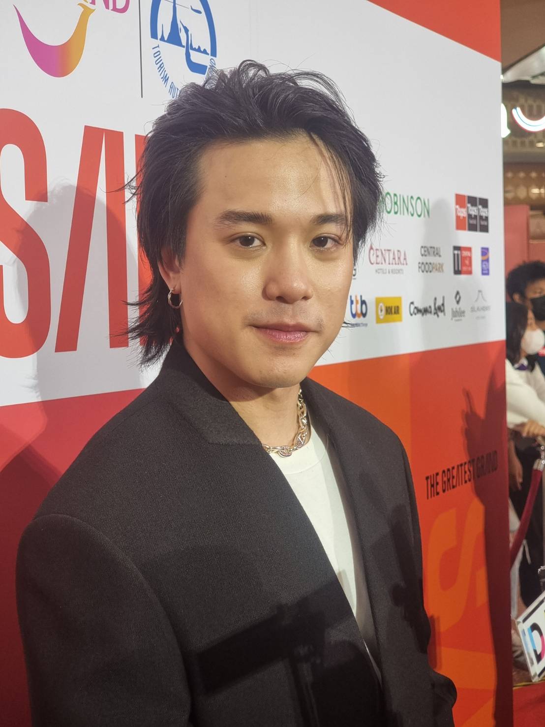 เจมส์ ธีรดนย์ อยากเรียนด้านเชฟ แย้มผลงานอาจได้ดูปลายปีนี้ เจมส์ ธีรดนย์ อยากเรียนด้านเชฟ แย้มผลงานอาจได้ดูปลายปีนี้