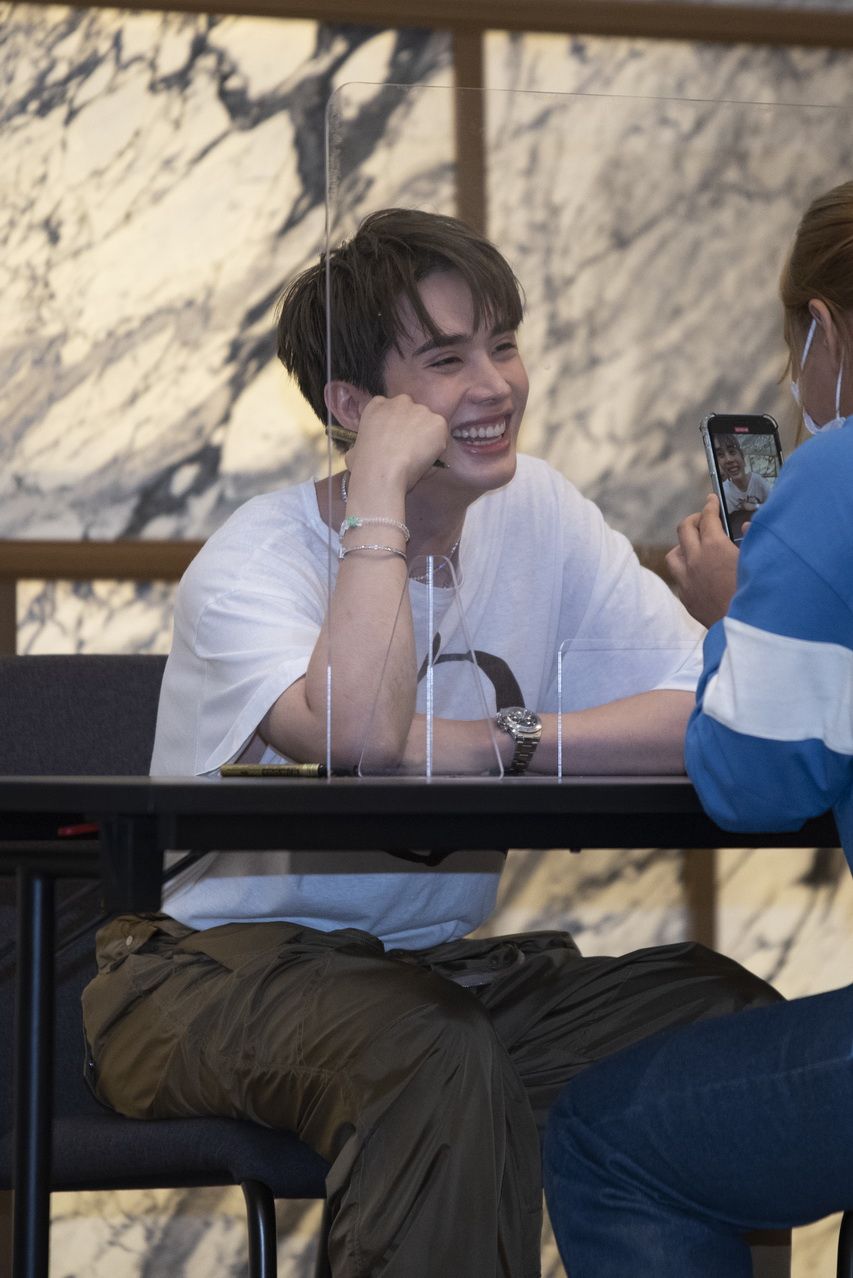 “อิน สาริน” มอบความสุข กับ “INN Sarin 1st Exclusive Fansign Event” “อิน สาริน” มอบความสุข กับ “INN Sarin 1st Exclusive Fansign Event”