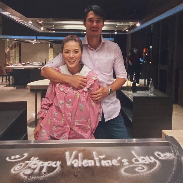 “ลีเดีย” ทำเพลงเซอร์ไพรส์ “แมทธิว” ครบรอบแต่งงาน 6 ปี (มีคลิป) 