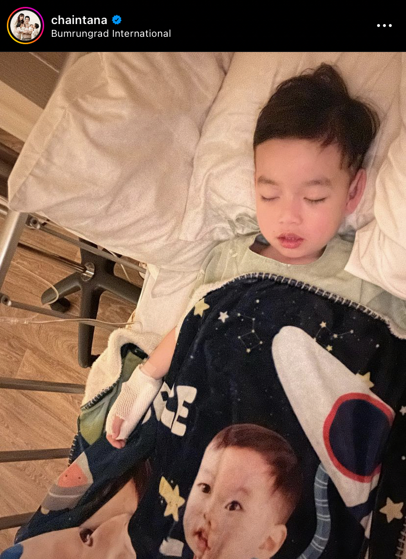  เชน ธนาตรัยฉัตร ด่วนรีบแอดมิทลูกชาย น้องสเปซ เหตุไข้ขึ้นรอบที่ 3