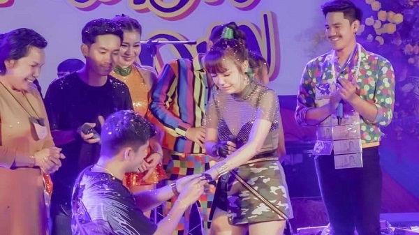 เจนนี่ ไหว้ขอโทษทั้งน้ำตา ทุกดราม่าเกิดขึ้นจากตัวเอง พร้อมอัพเดทงานแต่งงาน (มีคลิป)