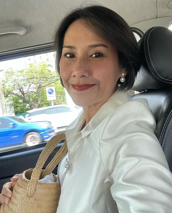 “ปู ปริศนา” เผยความรู้สึกหลังเป็นจิตอาสาช่วยเหลือผู้พิการทางสายตาได้รับวัคซีน (มีคลิป) 