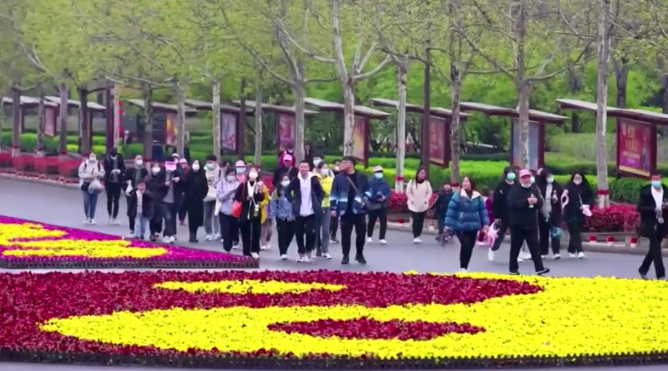 จีนจัดมหกรรมบุปผชาติร่วมฉลอง 100 ปีพรรคคอมมิวนิสต์ ตอน 2 โดย ดร.ไพจิตร วิบูลย์ธนสาร