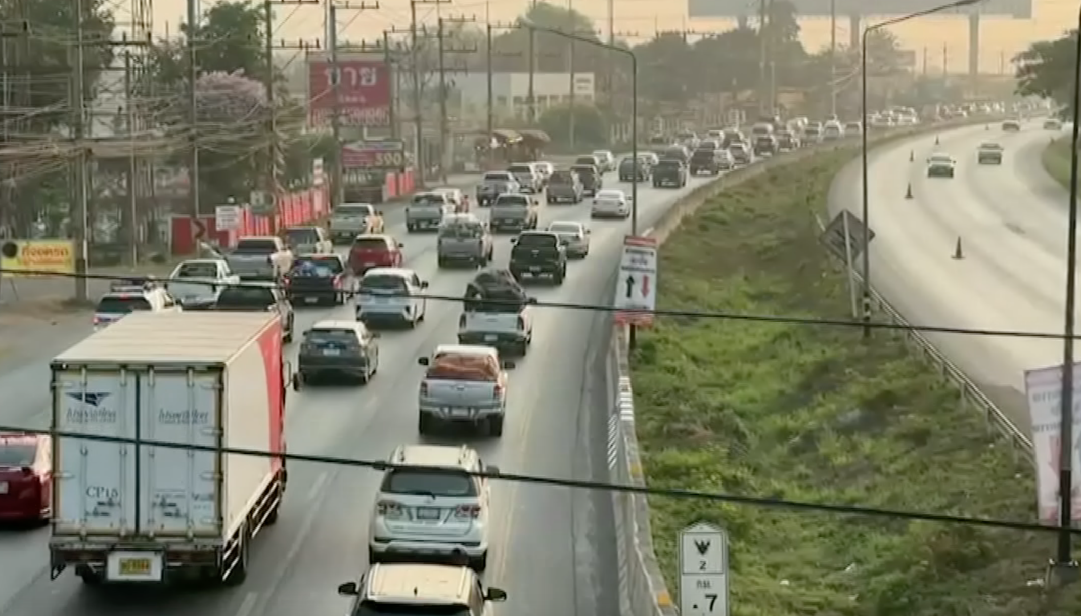 เช็กจราจรถ.มิตรภาพวันนี้ล่าสุด รถหนาแน่นช่วงแก่งคอย-ปากช่อง