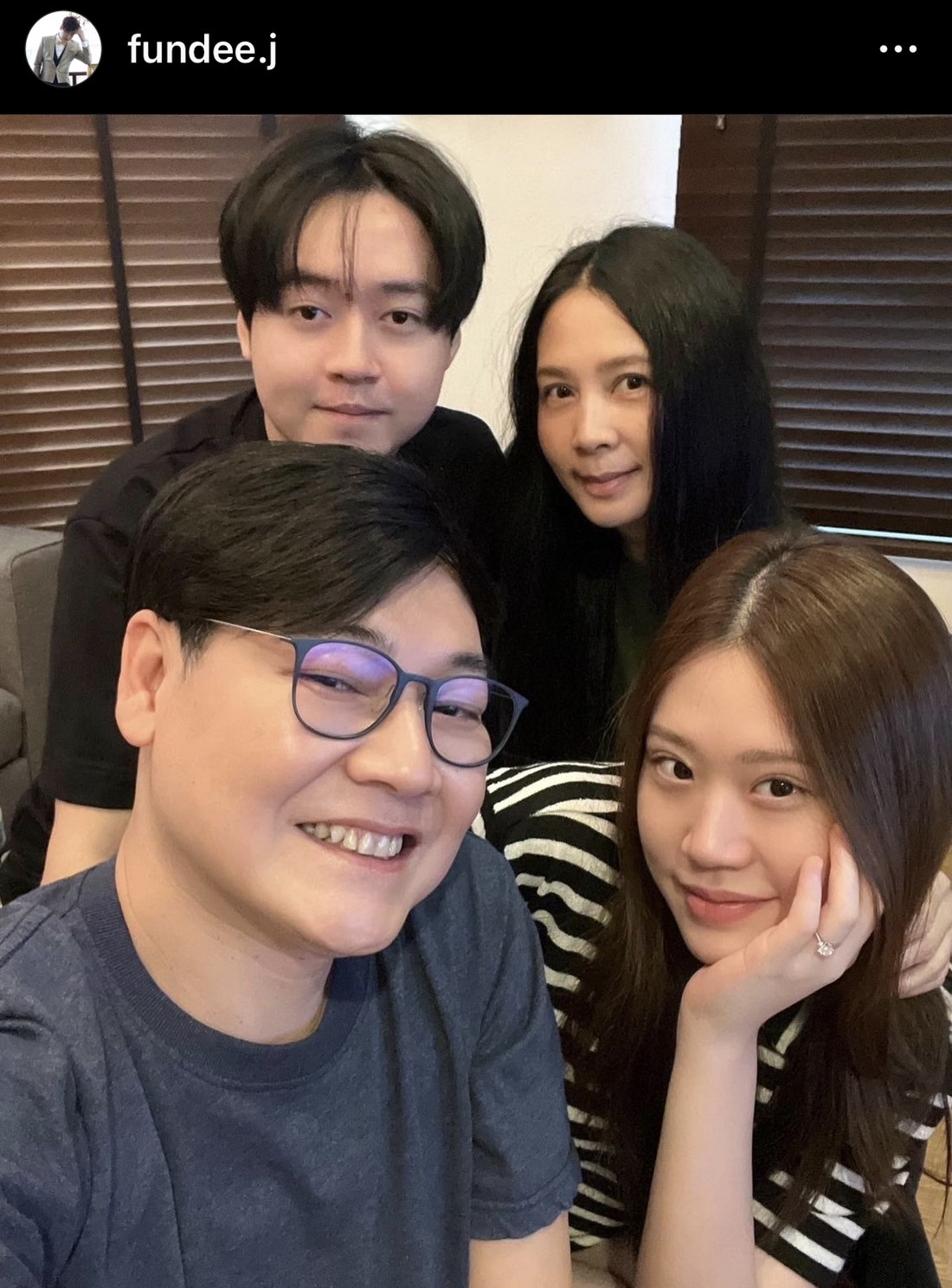 คุณตาฝันดี ดีใจมาก! จินนี่ ลูกสาวตั้งท้องทายาทคนแรก คุณตาฝันดี ดีใจมาก! จินนี่ ลูกสาวตั้งท้องทายาทคนแรก