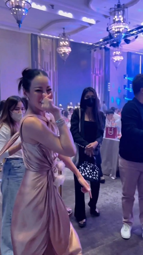 วินาทีรอยยิ้มของ หนิง ปณิตา ก่อนเปิดใจถึงปัญหาครอบครัว วินาทีรอยยิ้มของ หนิง ปณิตา ก่อนเปิดใจถึงปัญหาครอบครัว