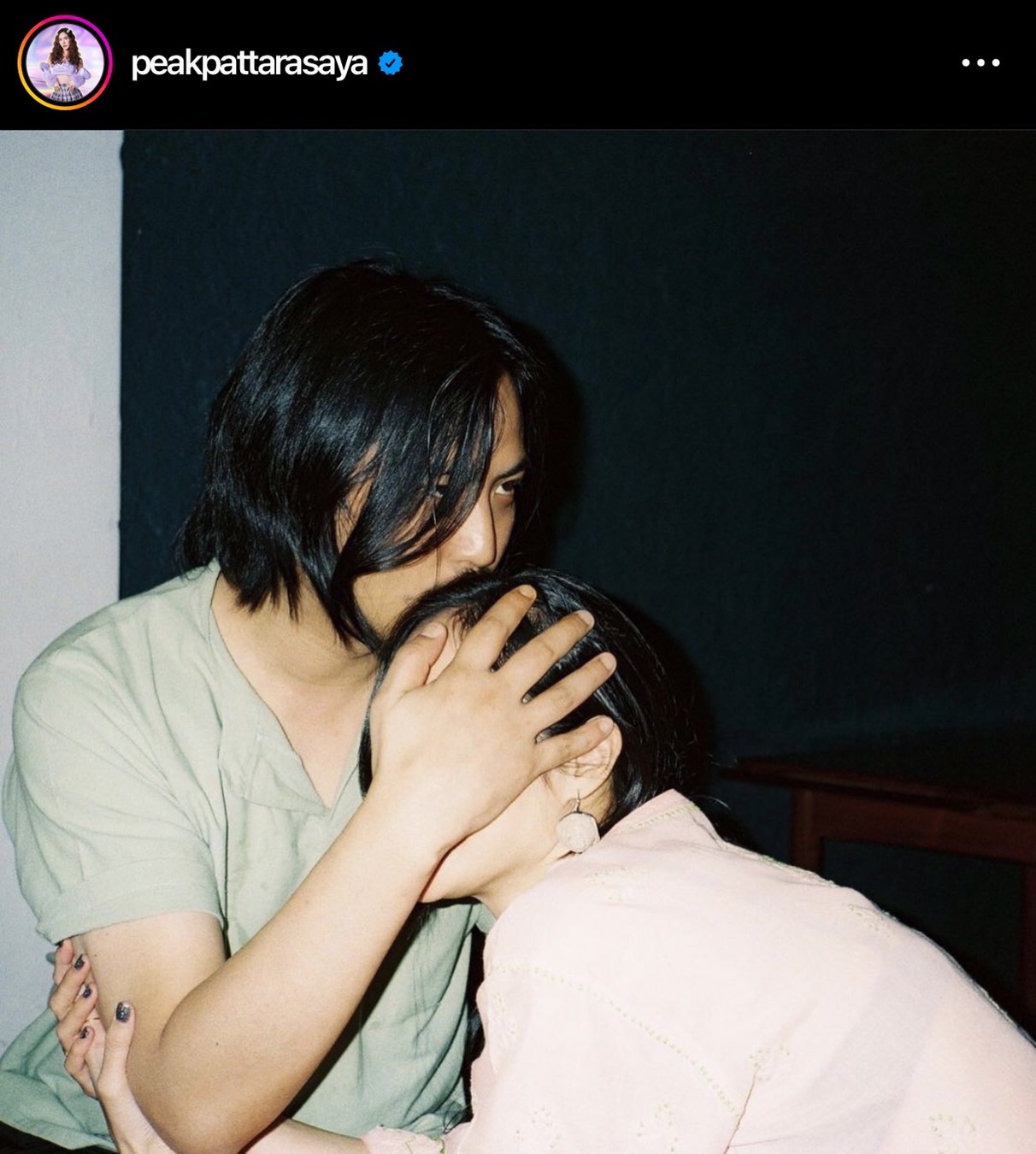พีค ภัทรศยา อวดโมเมนต์น่ารักๆ กับเเฟนหนุ่ม ต๊อด ศิณะ หลังไม่ได้เจอกันหลายวัน พีค ภัทรศยา อวดโมเมนต์น่ารักๆ กับเเฟนหนุ่ม ต๊อด ศิณะ หลังไม่ได้เจอกันหลายวัน