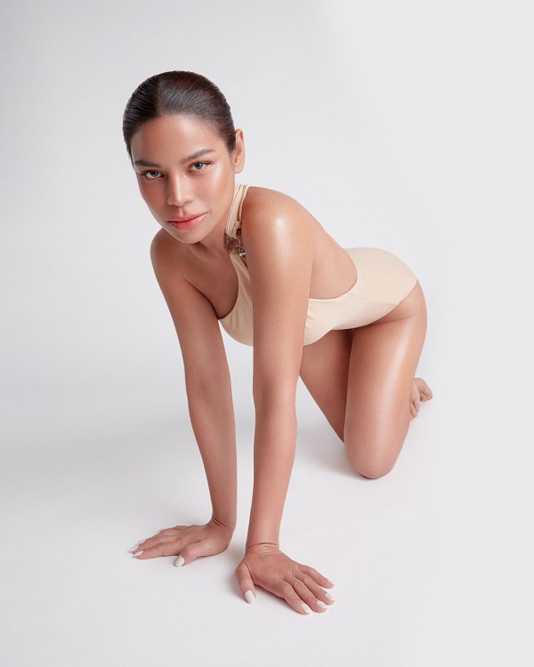 “โอปอล์” อวดลุคแซ่บสายฝอ “หมอโอ๊ค” ขอแซวภรรยา  (มีคลิป)