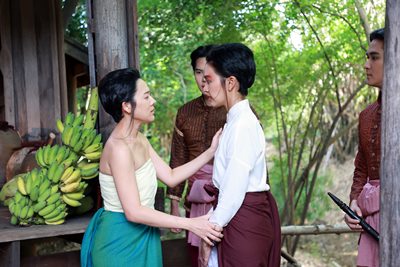 รักสามเศร้า เราสามคน “ทับทิม—ฟิล์ม-เอี๊ยง”  สุดท้ายขอทำตามเสียงหัวใจ ใน “หม่อมเป็ดสวรรค์”