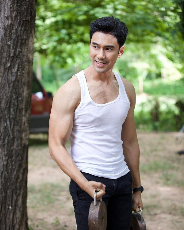 “ทิน โชคกมลกิจ” ให้กำลังใจภรรยา “เอส กันตพงศ์” (มีคลิป) “ทิน โชคกมลกิจ” ให้กำลังใจภรรยา “เอส กันตพงศ์” (มีคลิป)