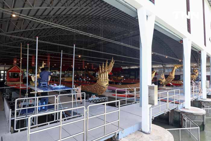 นายก ตรวจความพร้อม การจัดขบวนพยุหยาตราทางชลมารค ในการพระราชพิธีเสด็จพระราชดำเนินถวายผ้าพระกฐิน ณ วัดอรุณราชวรารามราชวรวิหาร นายก ตรวจความพร้อม การจัดขบวนพยุหยาตราทางชลมารค ในการพระราชพิธีเสด็จพระราชดำเนินถวายผ้าพระกฐิน ณ วัดอรุณราชวรารามราชวรวิหาร