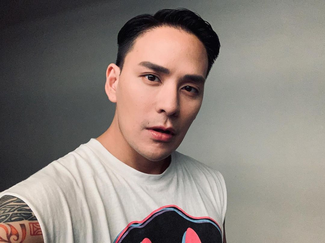 แทค ภรัณยู งดตอบดราม่า!! ประเด็นพาดพิงบุคคลหนึ่งในกลุ่มเสี่ยงโควิด-19 แทค ภรัณยู งดตอบดราม่า!! ประเด็นพาดพิงบุคคลหนึ่งในกลุ่มเสี่ยงโควิด-19