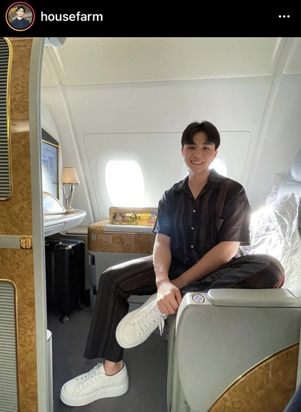 กวาง วรรณปิยะ บินลัดฟ้าเที่ยวต่างประเทศ ชาวเน็ตจับสังเกตไปกับหนุ่มคนนี้?? กวาง วรรณปิยะ บินลัดฟ้าเที่ยวต่างประเทศ ชาวเน็ตจับสังเกตไปกับหนุ่มคนนี้??