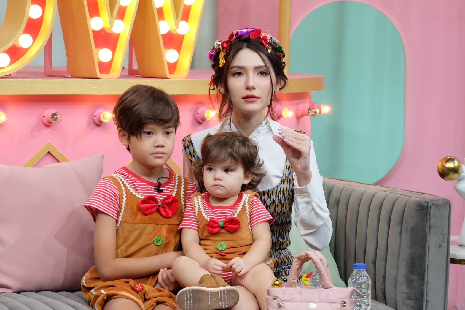 ซาร่า คาซิงกินี เผยมีภาวะโรคซึมเศร้าหลังคลอดลูกสาว ปลื้มใจ พี่-น้อง รักกันมาก
