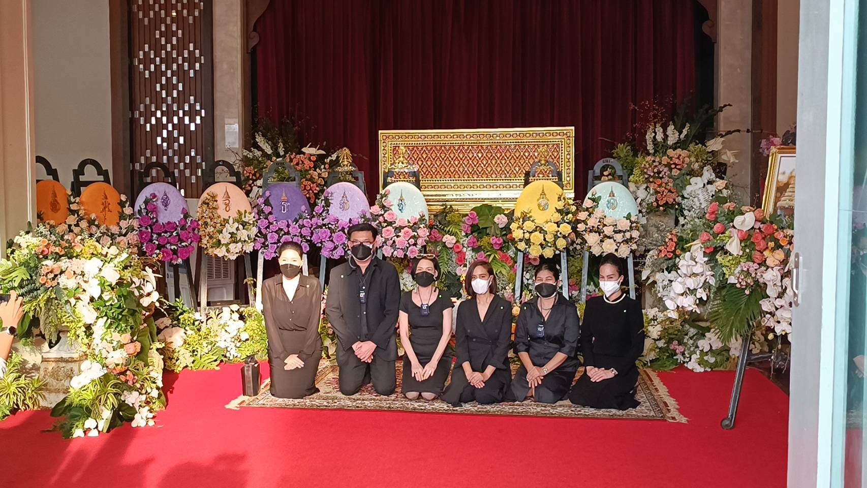 พ่อรอง เค้ามูลคดี ร่วมงานสวดอภิธรรม สรพงศ์ ชาตรี ในคืนที่3 พ่อรอง เค้ามูลคดี ร่วมงานสวดอภิธรรม สรพงศ์ ชาตรี ในคืนที่3