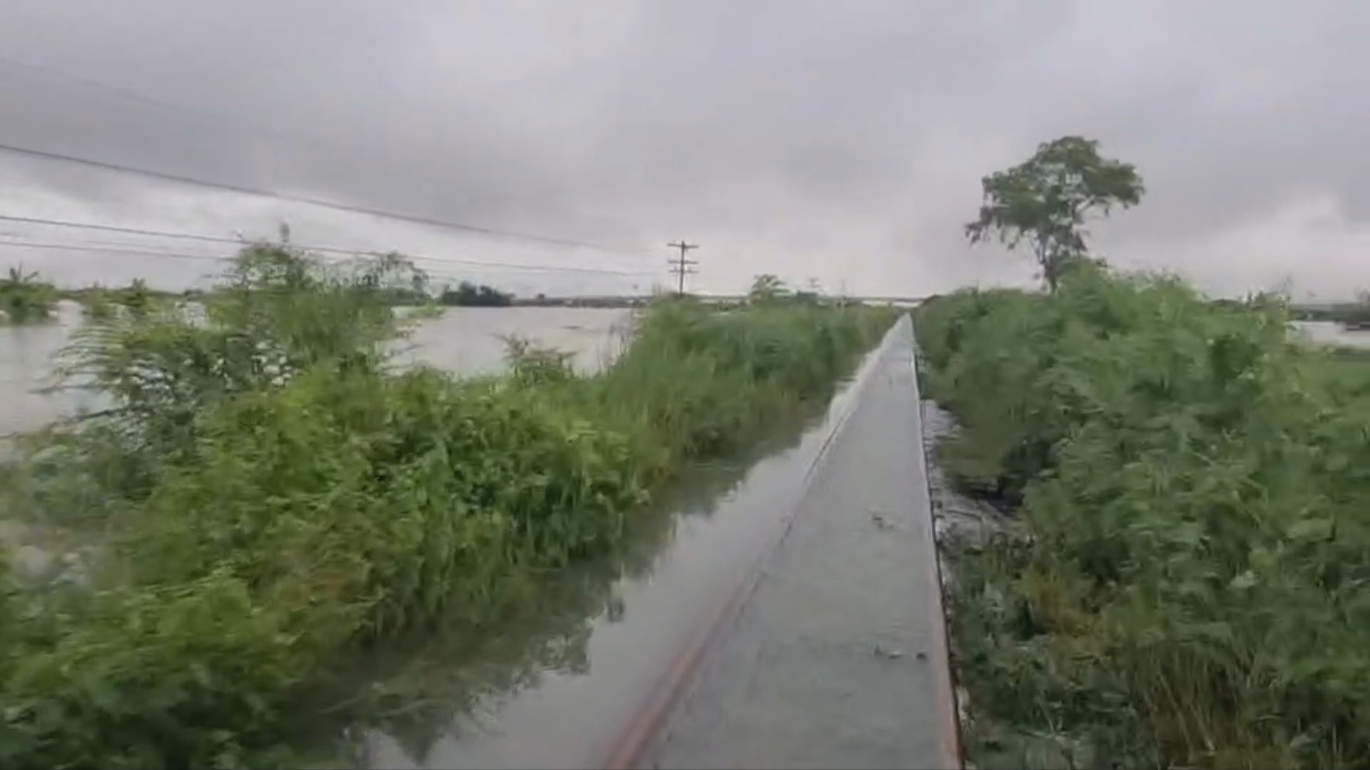 น้ำท่วมทาง รฟท งดเดินรถ กทม ขึ้นอีสาน ต้นทางโคราชยังเปิดปกติ
