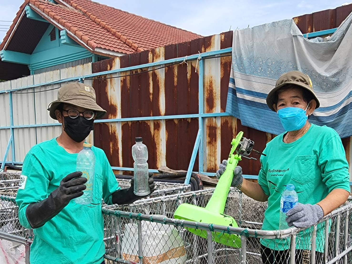 ฟื้นทะเลสะอาดซีพีเอฟ จับมือเครือข่ายชุมชน แก้ปัญหาขยะอย่างยั่งยืน ฟื้นทะเลสะอาดซีพีเอฟ จับมือเครือข่ายชุมชน แก้ปัญหาขยะอย่างยั่งยืน