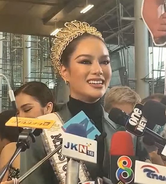 สนามบินแตก แอนนา เสืองามเอี่ยม ถึงไทยแล้ว ลั่นเครียดมาเยอะ อยากปล่อยจอยที่ท่าช้าง! สนามบินแตก แอนนา เสืองามเอี่ยม ถึงไทยแล้ว ลั่นเครียดมาเยอะ อยากปล่อยจอยที่ท่าช้าง!