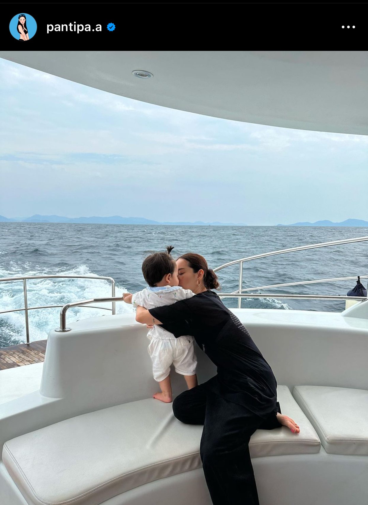 ด้านข้างยังน่ารักขนาดนี้ ปุ้มปุ้ย เผยภาพคู่ น้องไซอัลบลู ชวนชาวเน็ตใจบาง ด้านข้างยังน่ารักขนาดนี้ ปุ้มปุ้ย เผยภาพคู่ น้องไซอัลบลู ชวนชาวเน็ตใจบาง