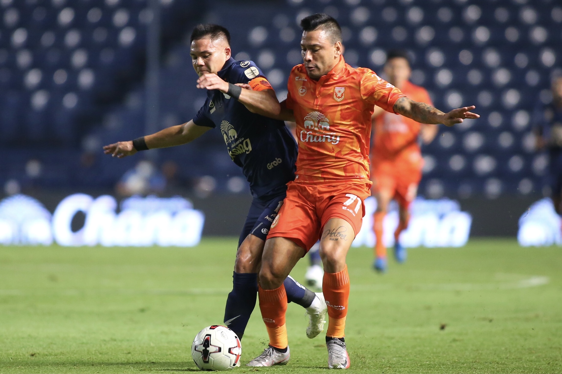 แข้งไทยรัวซัด! 'บุรีรัมย์' ไล่ต้อน 'สุโขทัย' เละเทะ 3-0 แข้งไทยรัวซัด! 'บุรีรัมย์' ไล่ต้อน 'สุโขทัย' เละเทะ 3-0