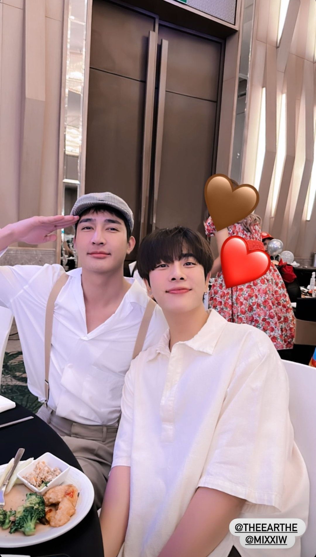 ส่องแฟชั่นสุดพีค! ไบร์ท-วิน ทำทีมร่วมงาน #GmmtvOuting2023