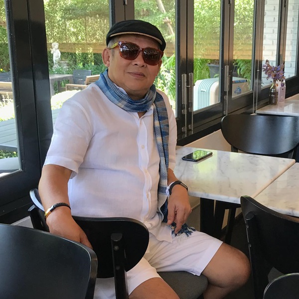 ใจสลาย อาเป็ด เชิญยิ้ม สูญเสียคุณแม่จากโควิด-19 ใจสลาย อาเป็ด เชิญยิ้ม สูญเสียคุณแม่จากโควิด-19