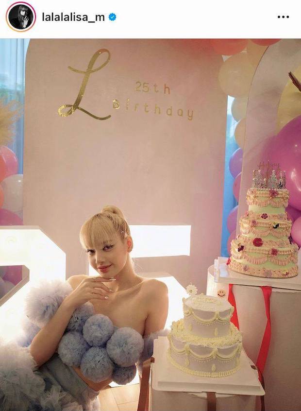 แฮปปี้สุดๆ!! ‘ลิซ่า BLACKPINK’ ดีใจปีนี้ได้ฉลองวันเกิดในไทยพร้อมหน้าคนใกล้ชิด แฮปปี้สุดๆ!! ‘ลิซ่า BLACKPINK’ ดีใจปีนี้ได้ฉลองวันเกิดในไทยพร้อมหน้าคนใกล้ชิด