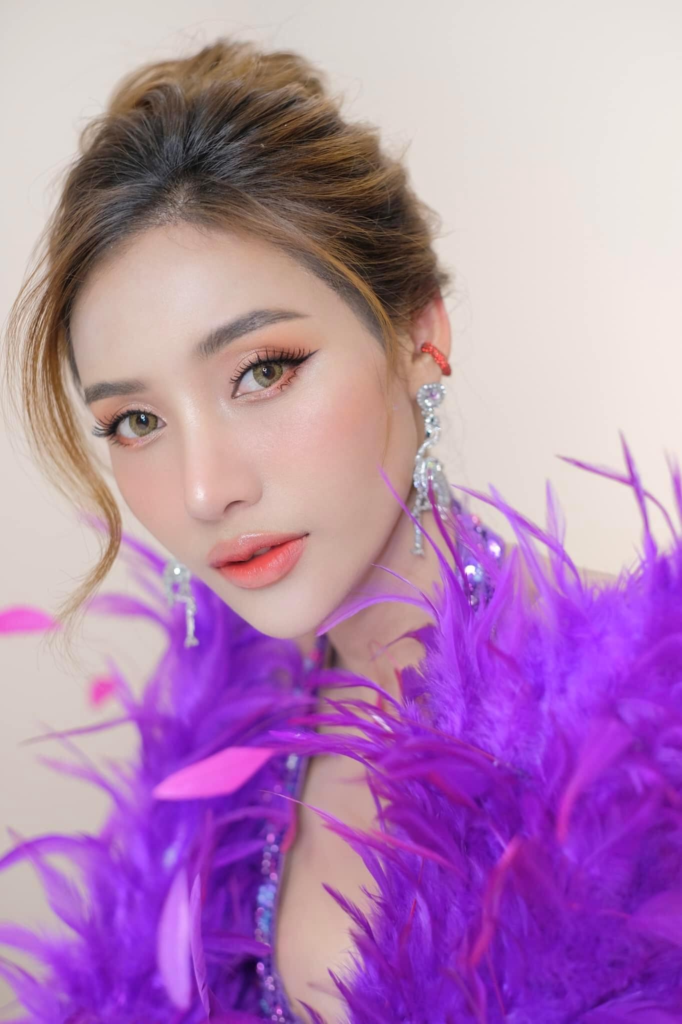 นุช วิลาวัลย์ สุดงง เจอผู้ว่าจ้างให้ศิลปินโอนเงินมัดจำงานโชว์ นุช วิลาวัลย์ สุดงง เจอผู้ว่าจ้างให้ศิลปินโอนเงินมัดจำงานโชว์