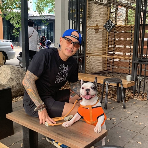 ศบค.สั่งปิดเพิ่ม 10 กิจการ “พื้นที่สีแดงเข้ม” หญิง กัญญา รับร้านตัดผมกระทบหนัก!! ด้าน ปอ วรฐก์ รอดูการเยียวยาวงการสัก ศบค.สั่งปิดเพิ่ม 10 กิจการ “พื้นที่สีแดงเข้ม” หญิง กัญญา รับร้านตัดผมกระทบหนัก!! ด้าน ปอ วรฐก์ รอดูการเยียวยาวงการสัก