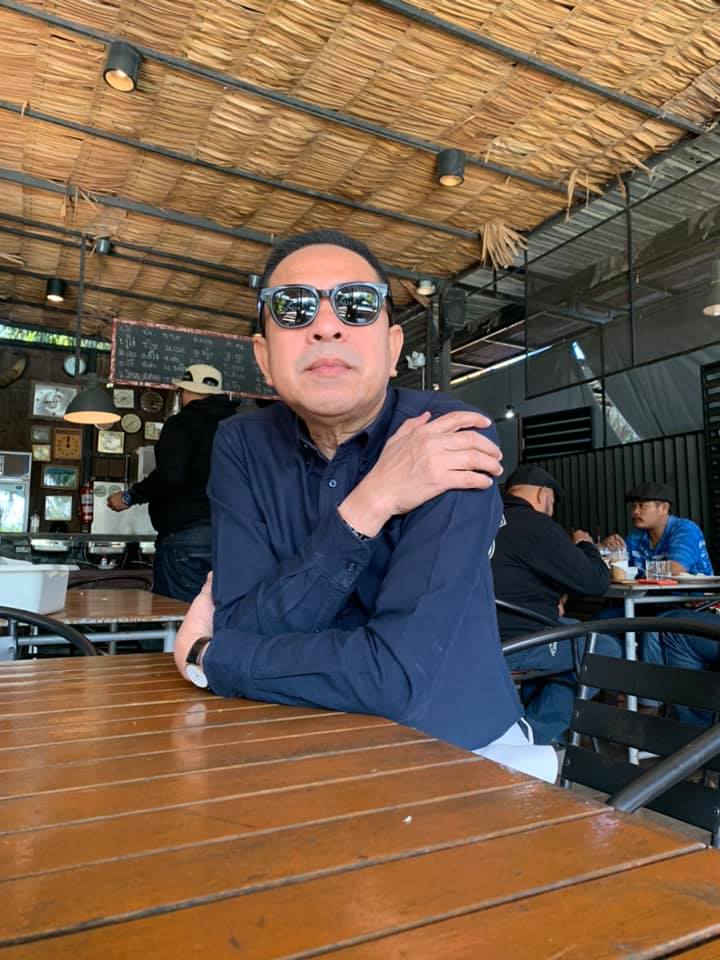 กิ๊ฟ โคกคูน เตรียมอุปสมบท 15 วัน ส่งบุญกุศลให้เพื่อนศิลปิน กิ๊ฟ โคกคูน เตรียมอุปสมบท 15 วัน ส่งบุญกุศลให้เพื่อนศิลปิน