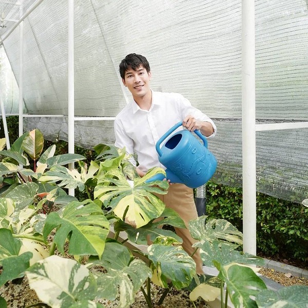 เคน ภูภูมิ เปิดประมูลกล้วยด่าง  ไม่กี่ชั่วโมงได้ราคาเกินแสน (มีคลิป) 