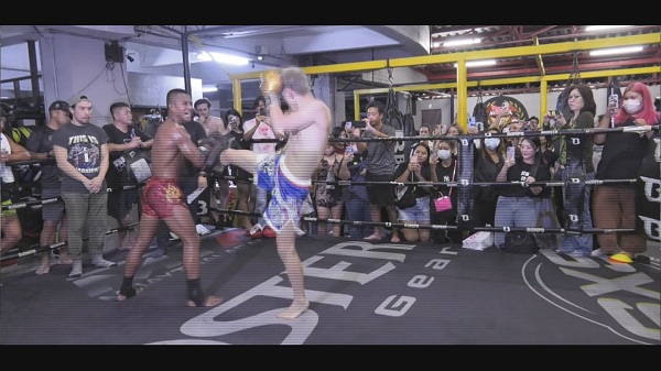 บัวขาว จัดเทคนิคมวยไทยให้น้องชาย  “โคตะ”   (มีคลิป)