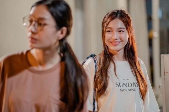 เปิดเรื่องย่อ 23.5 องศาที่โลกเอียง ซีรีส์แนว ยูริ ต้องติดตาม เปิดเรื่องย่อ 23.5 องศาที่โลกเอียง ซีรีส์แนว ยูริ ต้องติดตาม