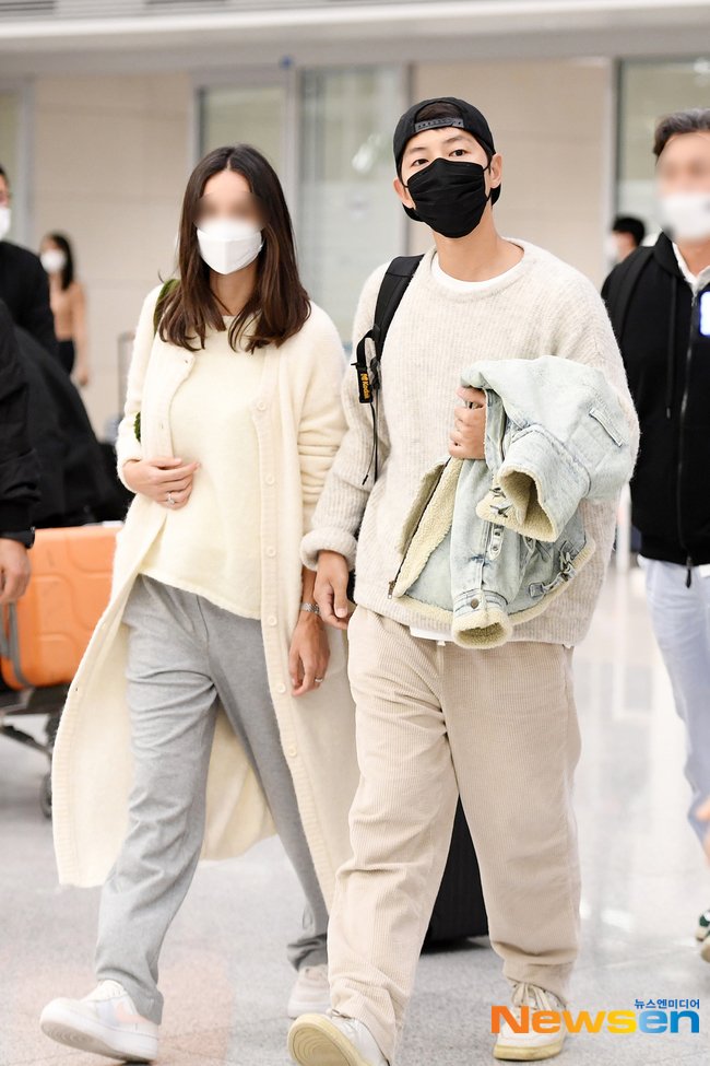 รู้จัก เคที ลูอีซ ซอนเดอร์ส วัย 38 ปีแฟนสาว ซงจุงกิ ดีกรีไม่ธรรมดา!