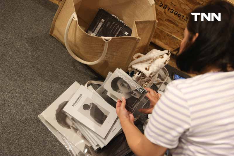 แฟนคลับทะลัก BTS POP-UP : MONOCHROME IN BANGKOK เปิดแห่งแรกในเอเชียตะวันออกเฉียงใต้ที่สยามพารากอน แฟนคลับทะลัก BTS POP-UP : MONOCHROME IN BANGKOK เปิดแห่งแรกในเอเชียตะวันออกเฉียงใต้ที่สยามพารากอน