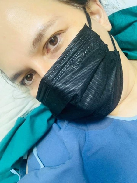 เหตุเพราะห่วง!! เบคกี้ ริสา หงษ์หิรัญ เกิดอุบัติเหตุ ลื่นล้มข้อมือหัก เหตุเพราะห่วง!! เบคกี้ ริสา หงษ์หิรัญ เกิดอุบัติเหตุ ลื่นล้มข้อมือหัก