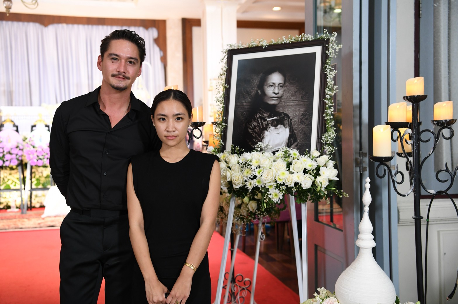 บรรยากาศพิธีสวดอภิธรรม หม่อมหลวงพันธุ์เทวนพ เทวกุล คืนที่สอง บรรยากาศพิธีสวดอภิธรรม หม่อมหลวงพันธุ์เทวนพ เทวกุล คืนที่สอง