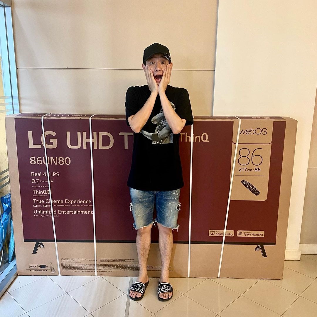 กรี๊ดลั่น!! พัค ยูชอน ส่งของขวัญขึ้นบ้านใหม่ เซอร์ไพรส์ บอย พีซเมกเกอร์ กรี๊ดลั่น!! พัค ยูชอน ส่งของขวัญขึ้นบ้านใหม่ เซอร์ไพรส์ บอย พีซเมกเกอร์