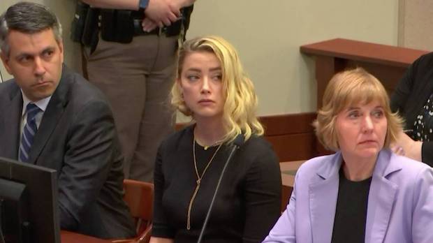 ความจริงพูดกี่ครั้งก็เหมือนเดิม!! แห่ชม 2 ทนายฝั่ง ‘จอห์นนี่ เดปป์’ ออกสื่อครั้งแรกหลังชนะคดี (มีคลิป) ความจริงพูดกี่ครั้งก็เหมือนเดิม!! แห่ชม 2 ทนายฝั่ง ‘จอห์นนี่ เดปป์’ ออกสื่อครั้งแรกหลังชนะคดี (มีคลิป)