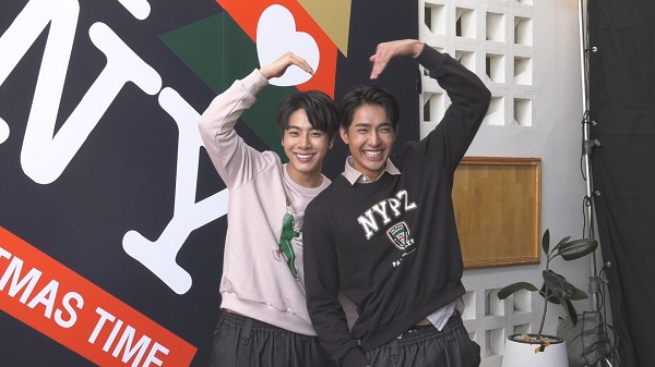 “เอิร์ท – มิกซ์” สุดปังซื้อบ้าน – รถ ให้เป็นของขวัญตัวเอง  (มีคลิป)