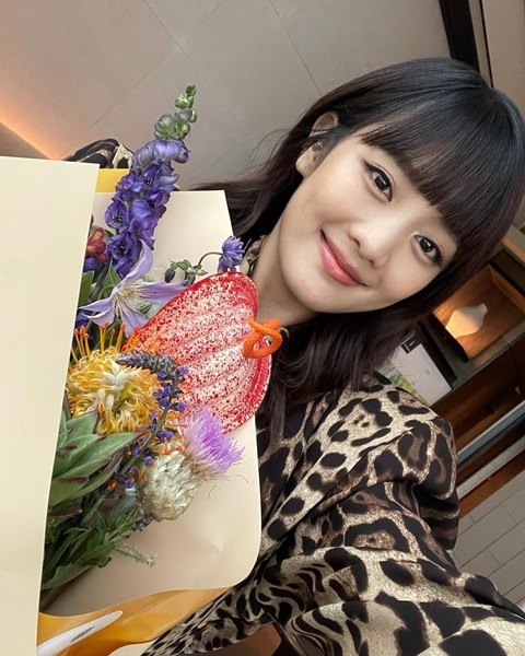 รู้จัก มินนี่ (G)I-DLE!! เมนโวค่อลหรือนักร้องเสียงหลักของวงเกิร์ลกรุ๊ปหลากสัญชาติ