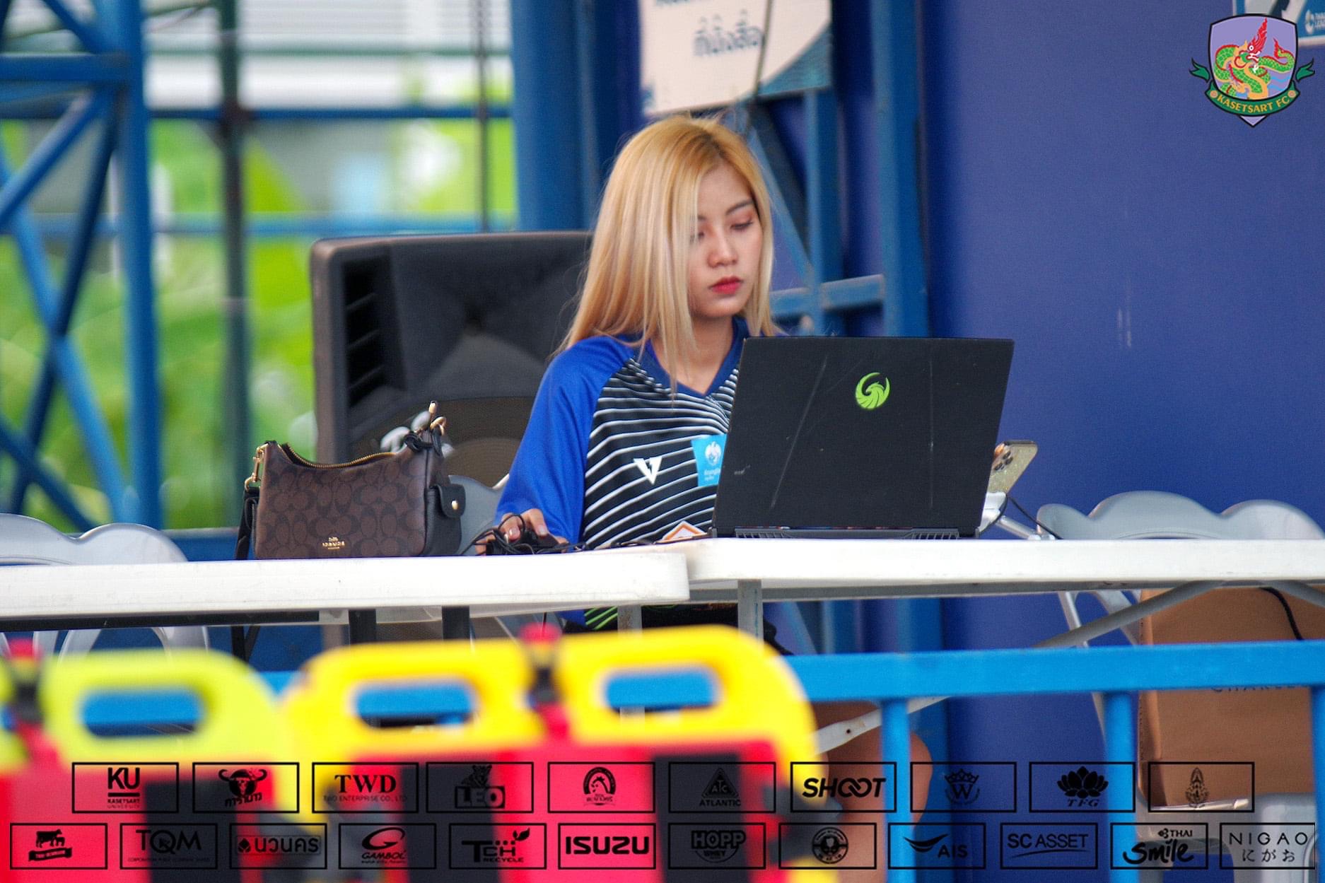 คุยแล้วใจสั่น 'ฟราเฟิร์ส นนท์กานต์' แอดมินนางฟ้าสุดน่ารักแห่ง 'คัสตอมลาดกระบังฯ'