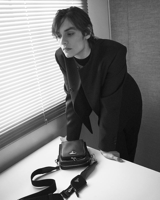 ฮอตไม่ไหว!! 'หลุยส์ พาร์ทริดจ์' พระเอก Enola Holmes ลัดฟ้าเที่ยวทะเลไทย ฮอตไม่ไหว!! 'หลุยส์ พาร์ทริดจ์' พระเอก Enola Holmes ลัดฟ้าเที่ยวทะเลไทย