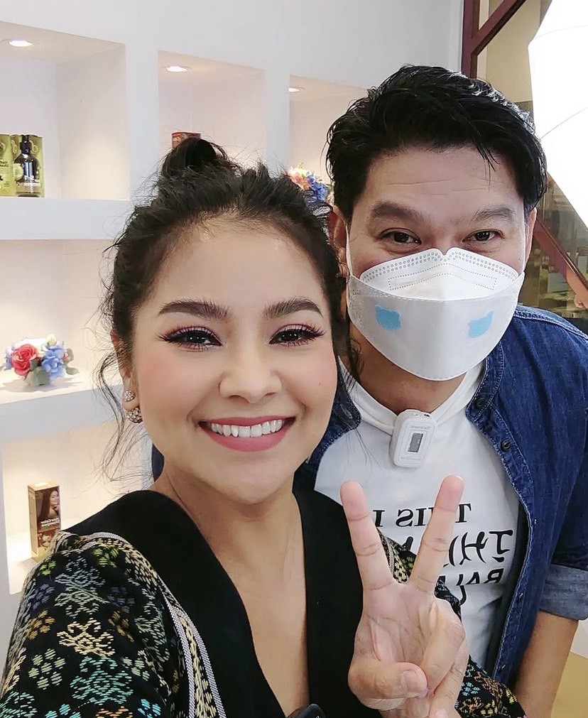 เพราะวัยทอง!! ตั๊ก ศิริพร เหม็นขี้หน้า นุ้ย เชิญยิ้ม สามี ถึงขั้นต้องแยกห้องนอน เพราะวัยทอง!! ตั๊ก ศิริพร เหม็นขี้หน้า นุ้ย เชิญยิ้ม สามี ถึงขั้นต้องแยกห้องนอน